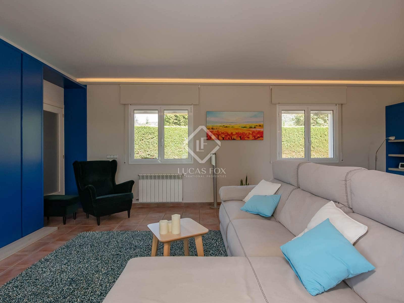 4 bedroom Villa for sale in Santa Cristina d'Aro with pool garage - € 710,000 (Ref: 8902742)