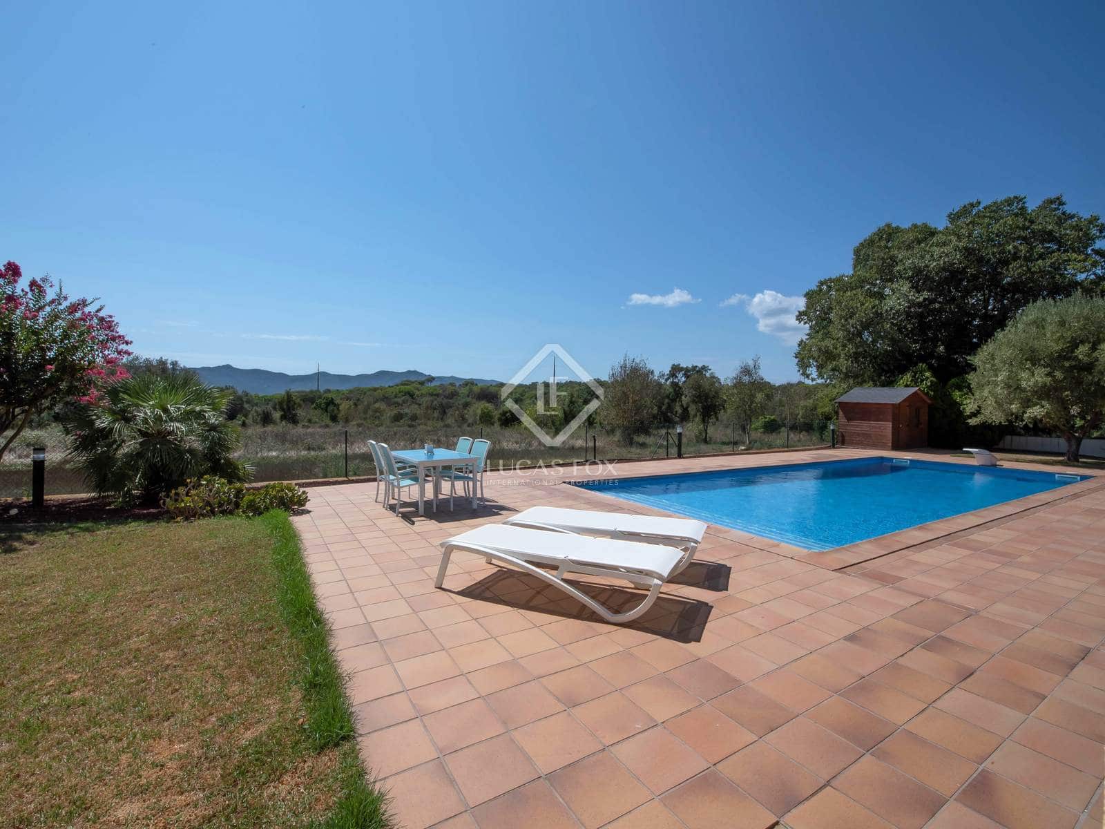 4 bedroom Villa for sale in Santa Cristina d'Aro with pool garage - € 710,000 (Ref: 8902742)