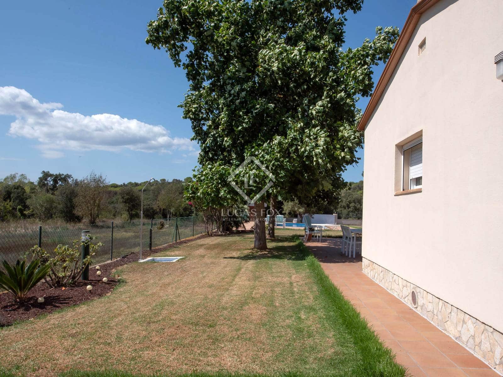 4 bedroom Villa for sale in Santa Cristina d'Aro with pool garage - € 710,000 (Ref: 8902742)