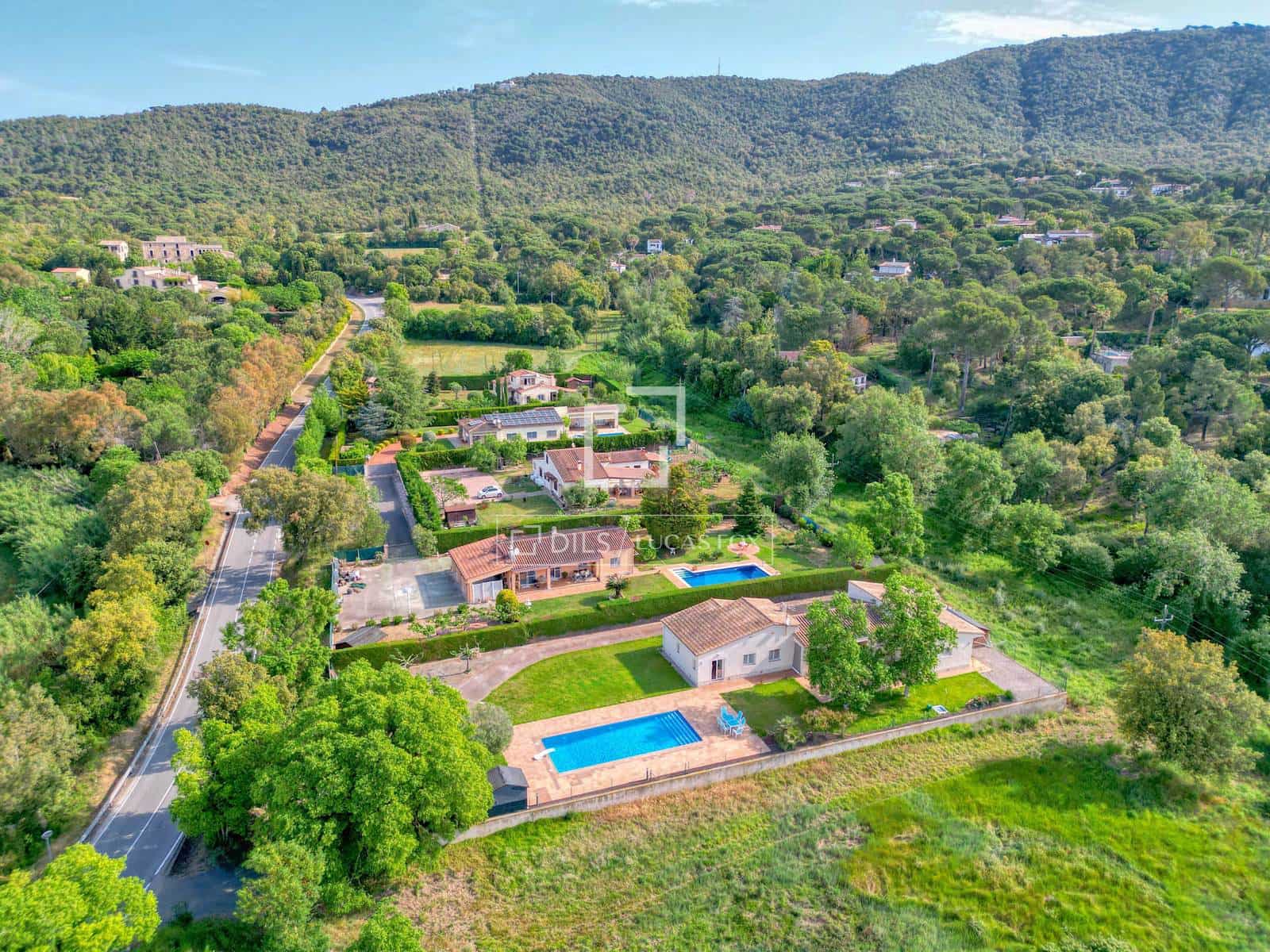 4 bedroom Villa for sale in Santa Cristina d'Aro with pool garage - € 680,000 (Ref: 8902742)