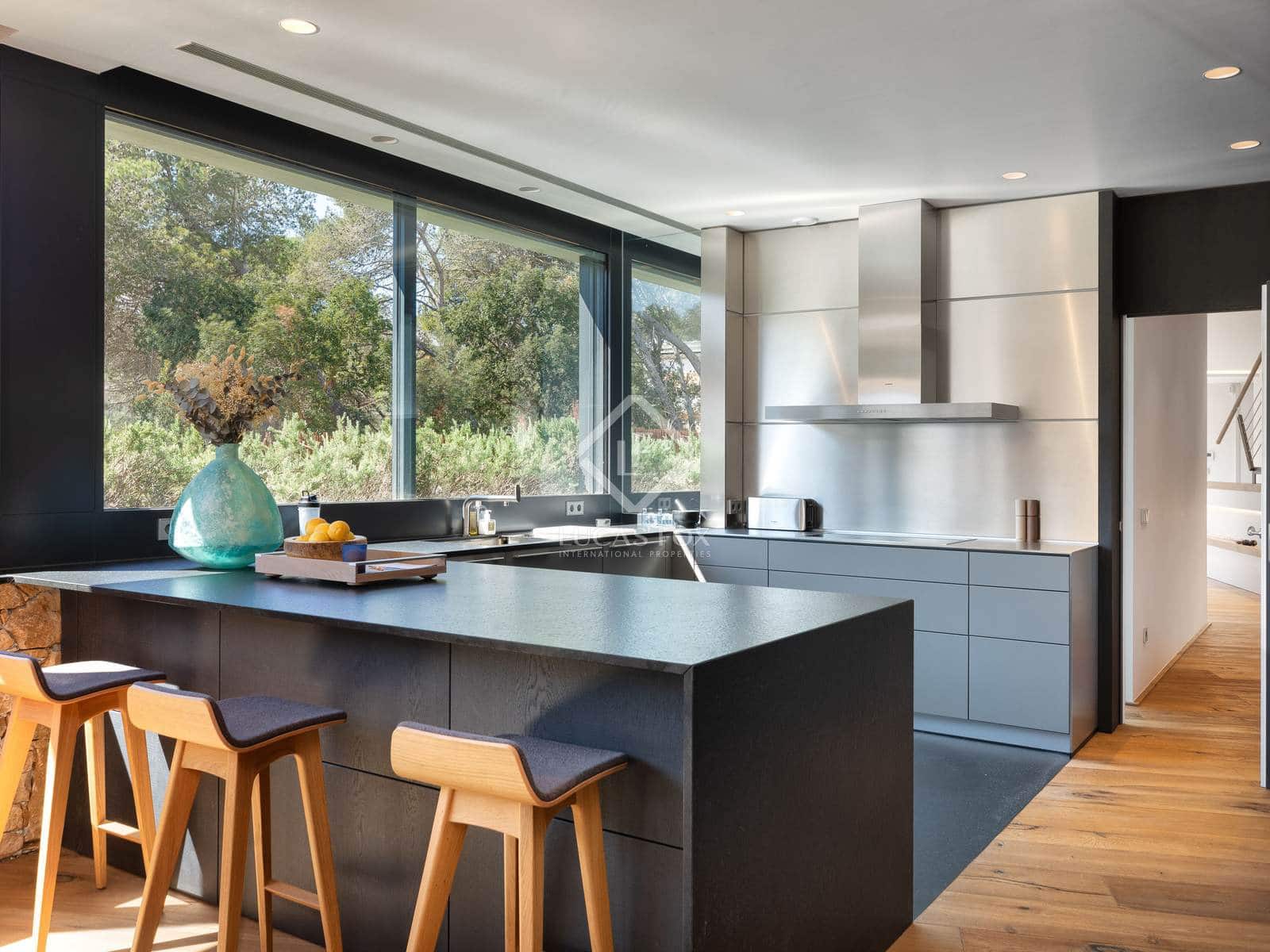 6 soveværelse Villa til salg i Tamariu med swimmingpool garage - € 5.700.000 (Ref: 8904071)