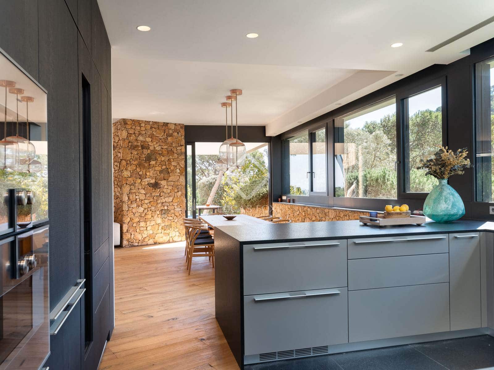 6 soveværelse Villa til salg i Tamariu med swimmingpool garage - € 5.700.000 (Ref: 8904071)