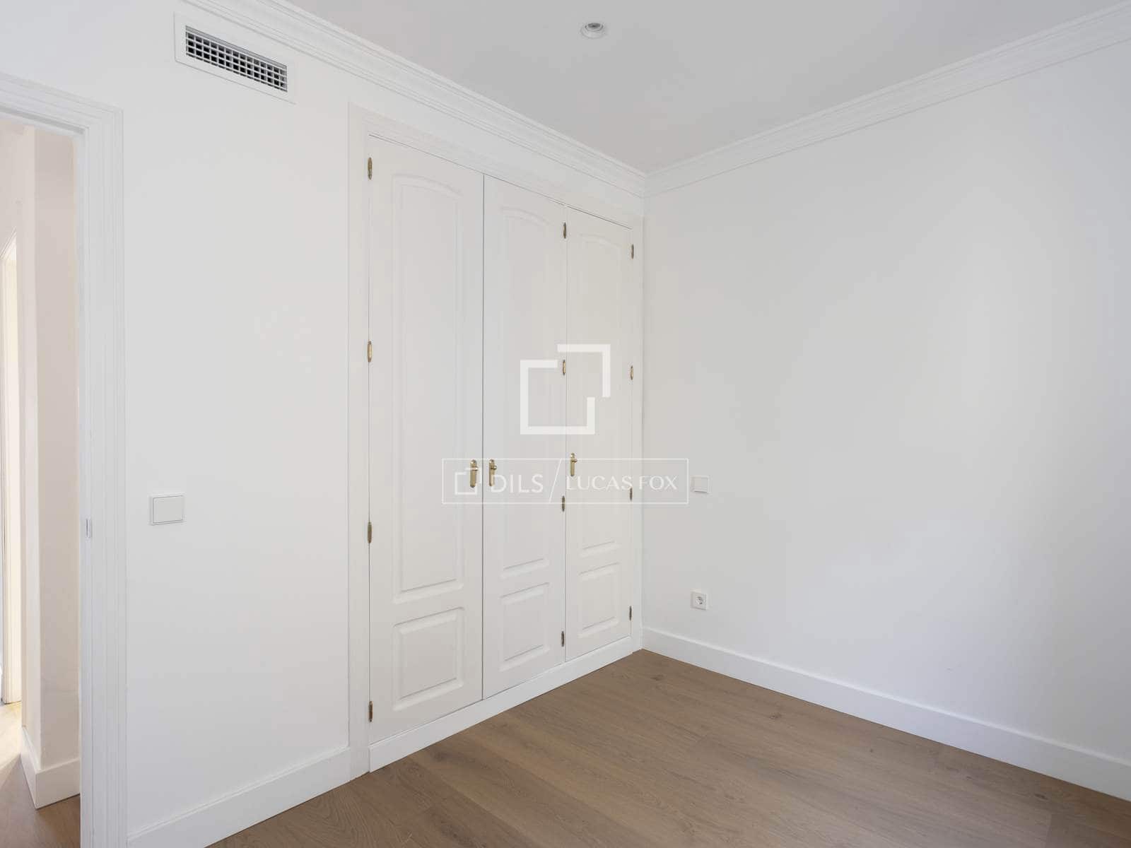 Ático de 3 habitaciones en Madrid ciudad en venta - 1.540.000 € (Ref: 8904762)