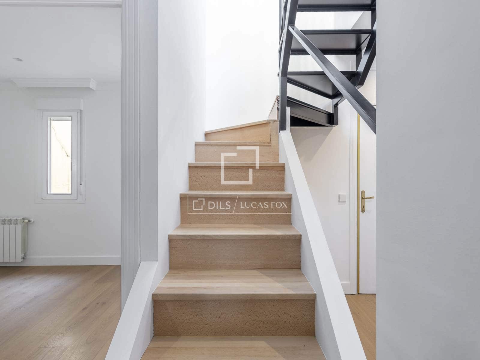 Ático de 3 habitaciones en Madrid ciudad en venta - 1.540.000 € (Ref: 8904762)