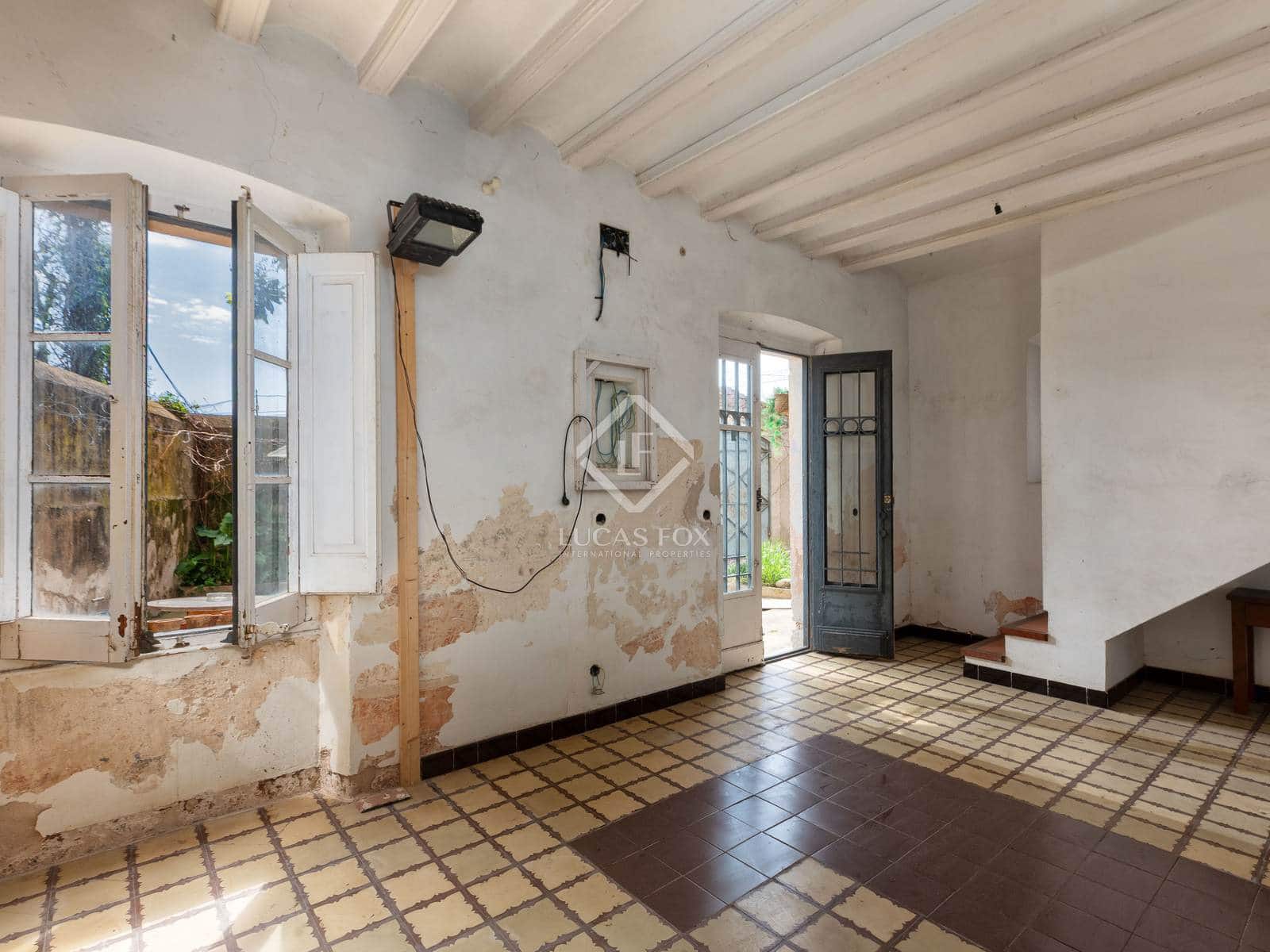 Chalet de 5 habitaciones en Sant Feliu de Guíxols en venta - 600.000 € (Ref: 8904766)