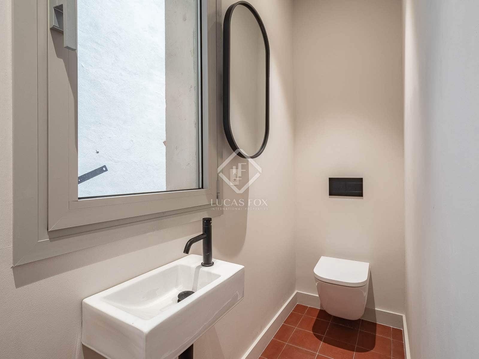 3 slaapkamer Appartement te koop in Barcelona stad - € 1.100.000 (Ref: 8905719)