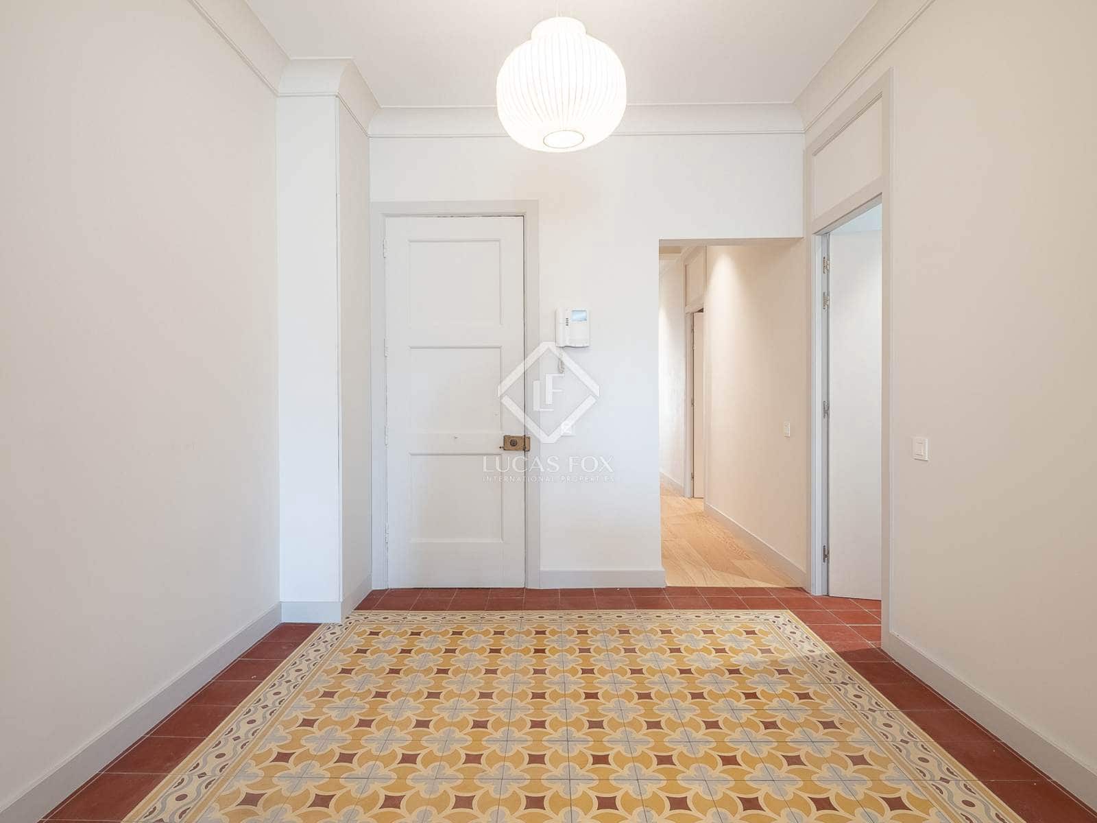 3 slaapkamer Appartement te koop in Barcelona stad - € 1.100.000 (Ref: 8905719)