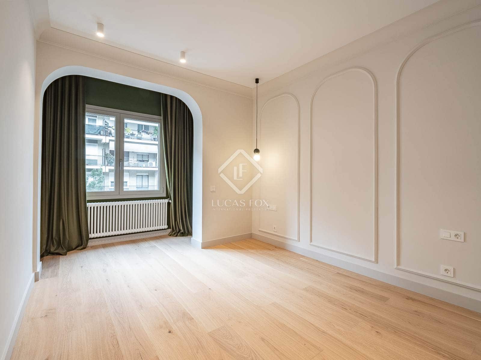 3 slaapkamer Appartement te koop in Barcelona stad - € 1.100.000 (Ref: 8905719)