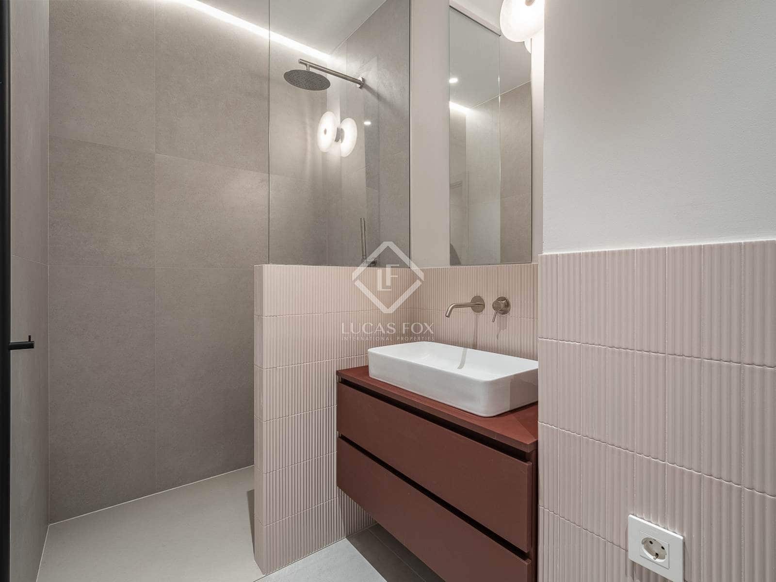 3 slaapkamer Appartement te koop in Barcelona stad - € 1.100.000 (Ref: 8905719)