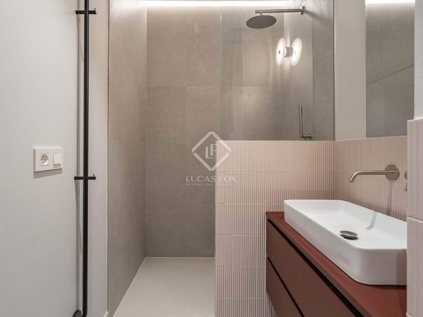 3 slaapkamer Appartement te koop in Barcelona stad - € 1.100.000 (Ref: 8905719)