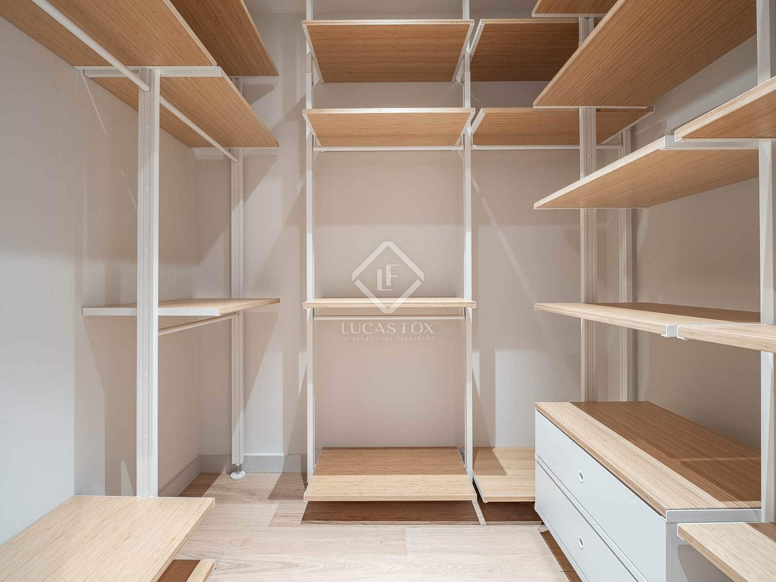 3 slaapkamer Appartement te koop in Barcelona stad - € 1.100.000 (Ref: 8905719)