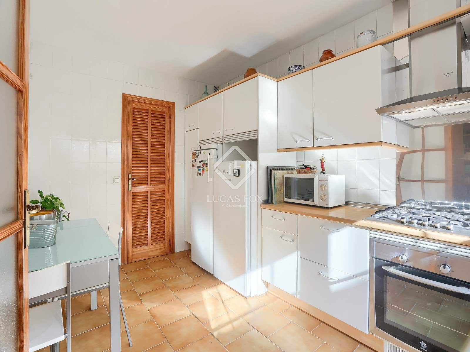 5 soveværelse Villa til salg i Palma de Mallorca med garage - € 1.150.000 (Ref: 8905721)