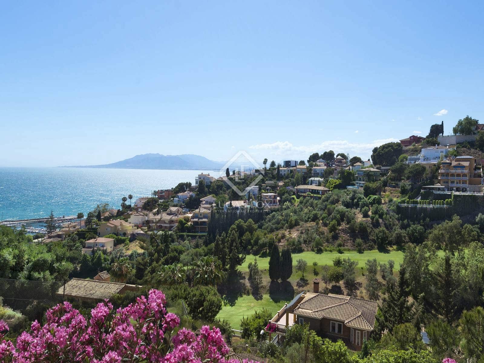 3 slaapkamer Villa te koop in Malaga stad met zwembad garage - € 1.470.000 (Ref: 8906168)