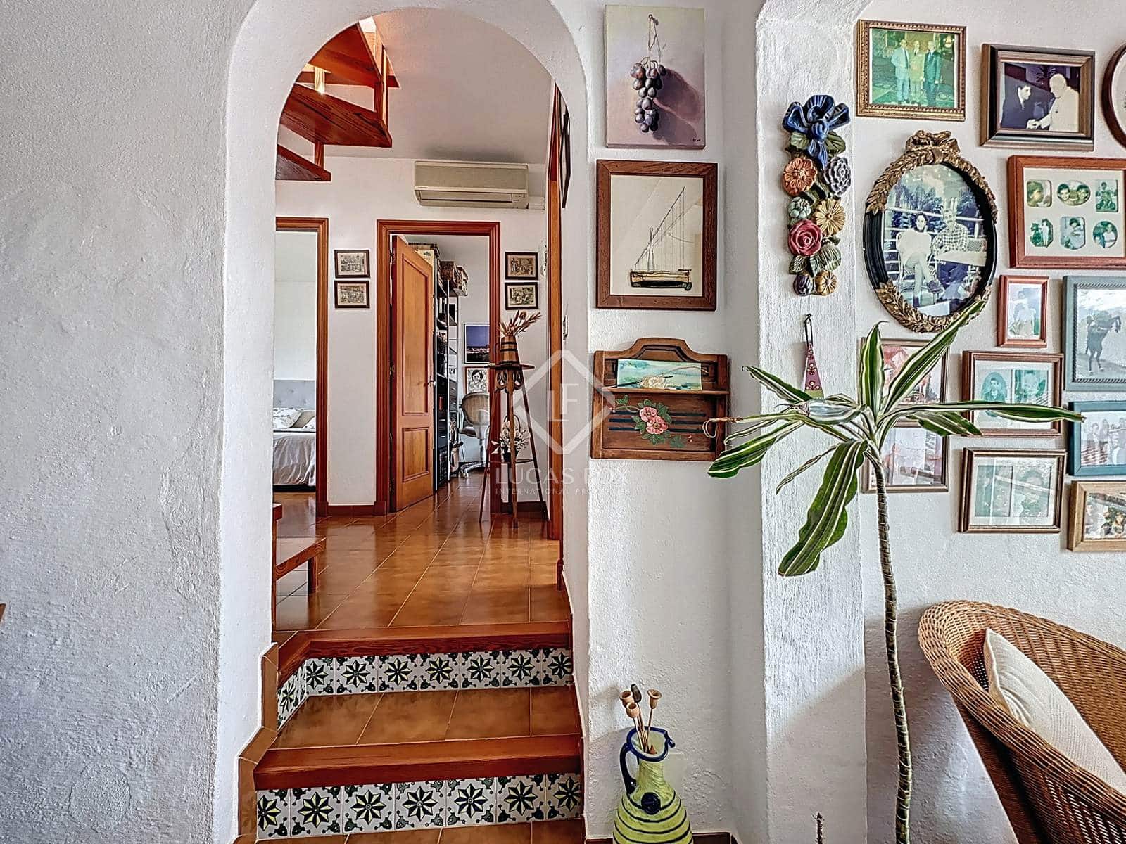 5 quarto Moradia para venda em Es Castell com garagem - 660 000 € (Ref: 8906274)