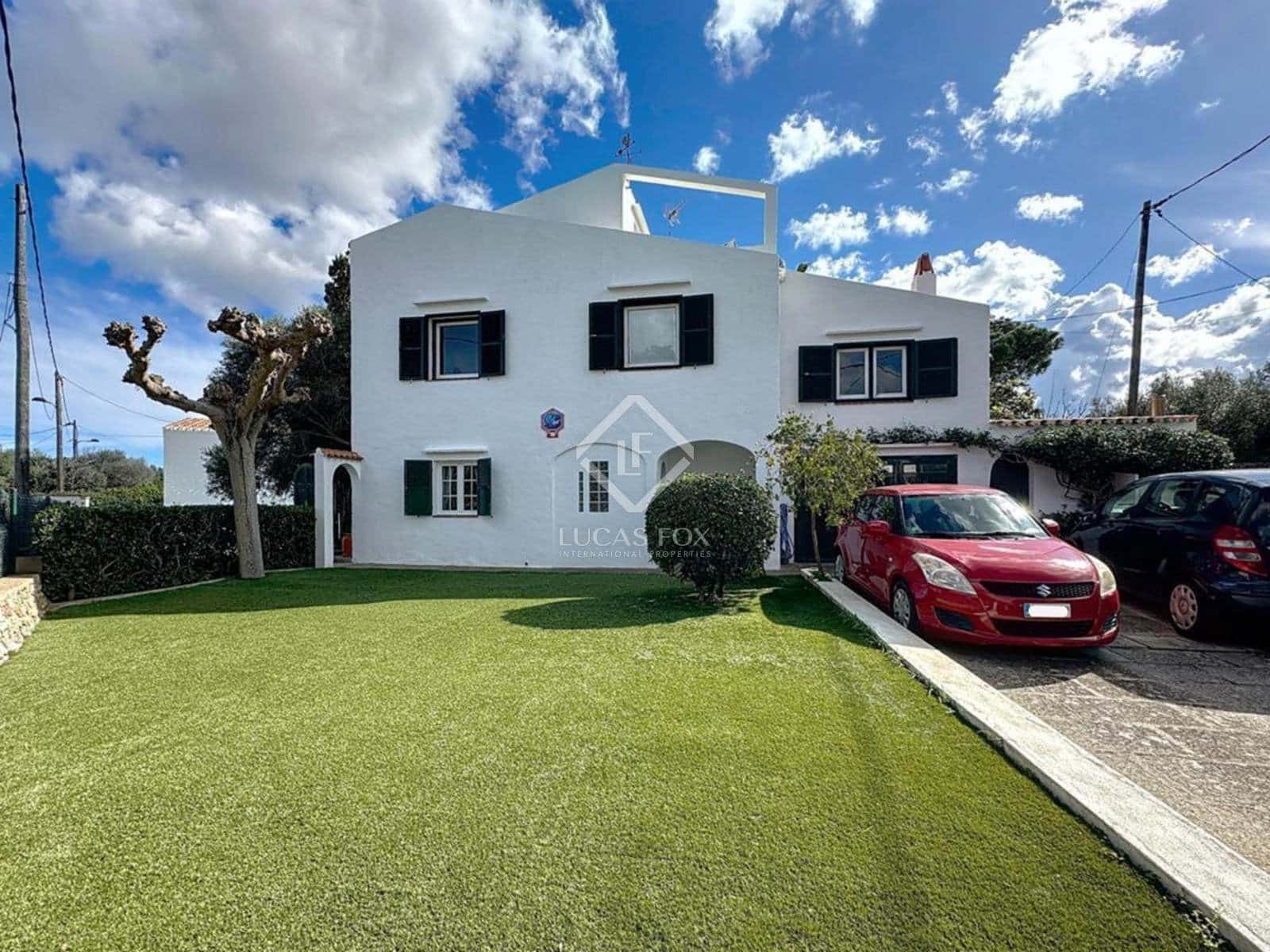 5 quarto Moradia para venda em Es Castell com garagem - 660 000 € (Ref: 8906274)