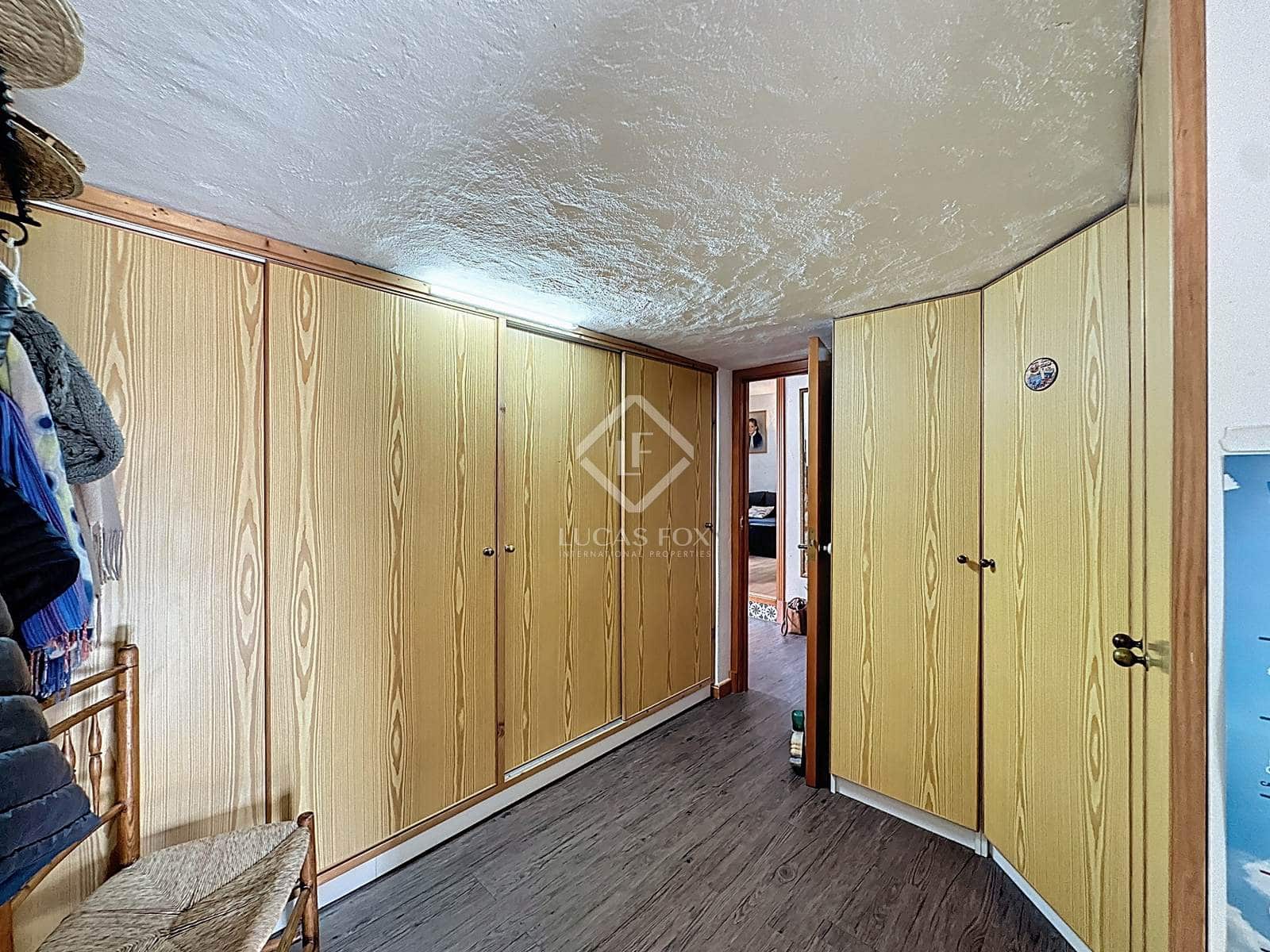 5 quarto Moradia para venda em Es Castell com garagem - 660 000 € (Ref: 8906274)