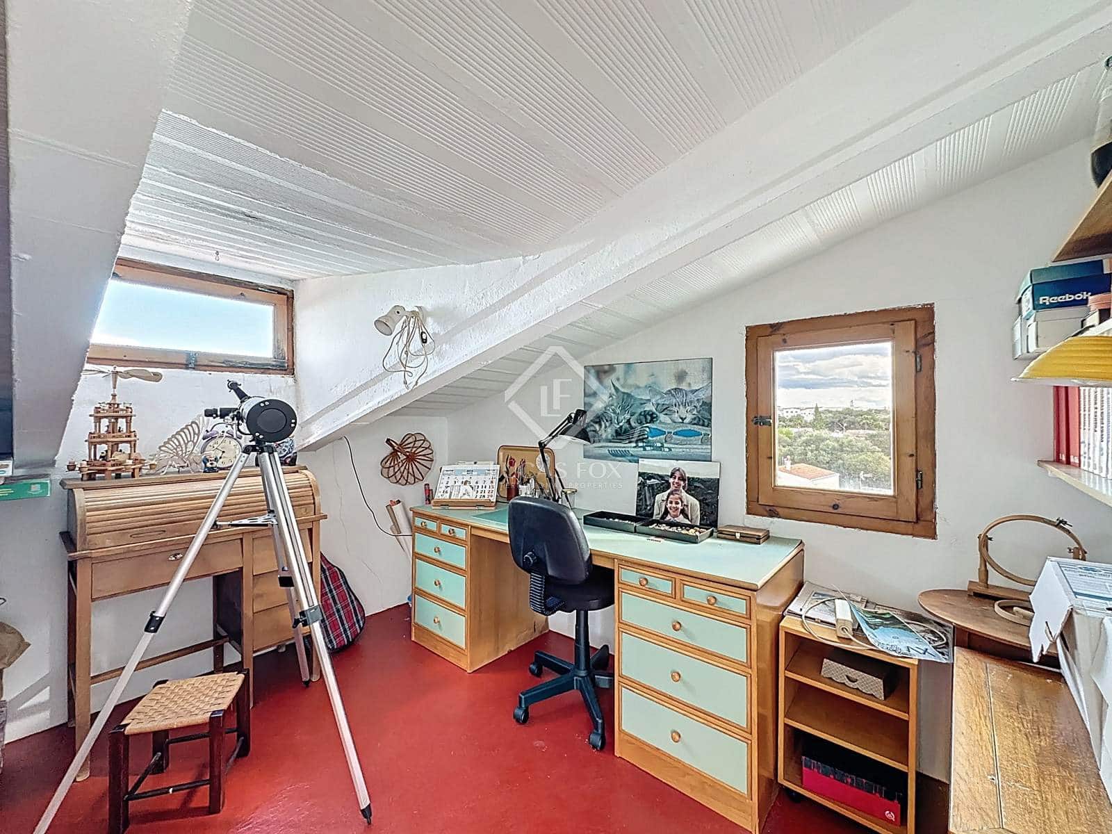 5 quarto Moradia para venda em Es Castell com garagem - 660 000 € (Ref: 8906274)