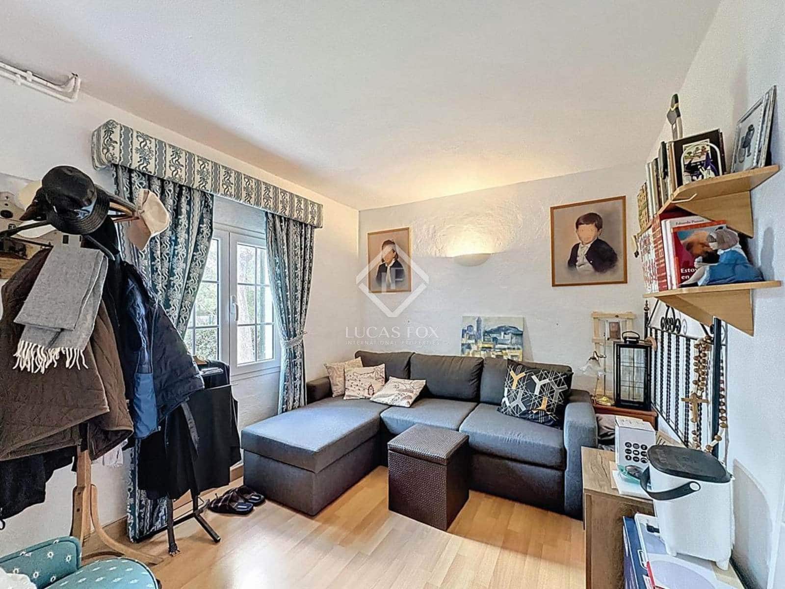 5 quarto Moradia para venda em Es Castell com garagem - 660 000 € (Ref: 8906274)