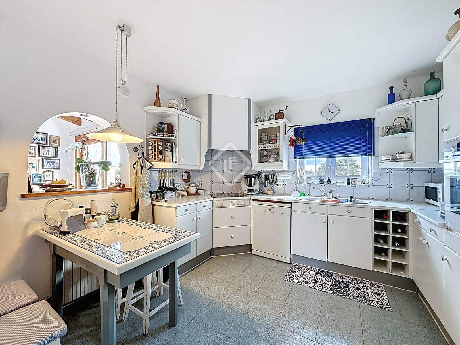 5 quarto Moradia para venda em Es Castell com garagem - 660 000 € (Ref: 8906274)