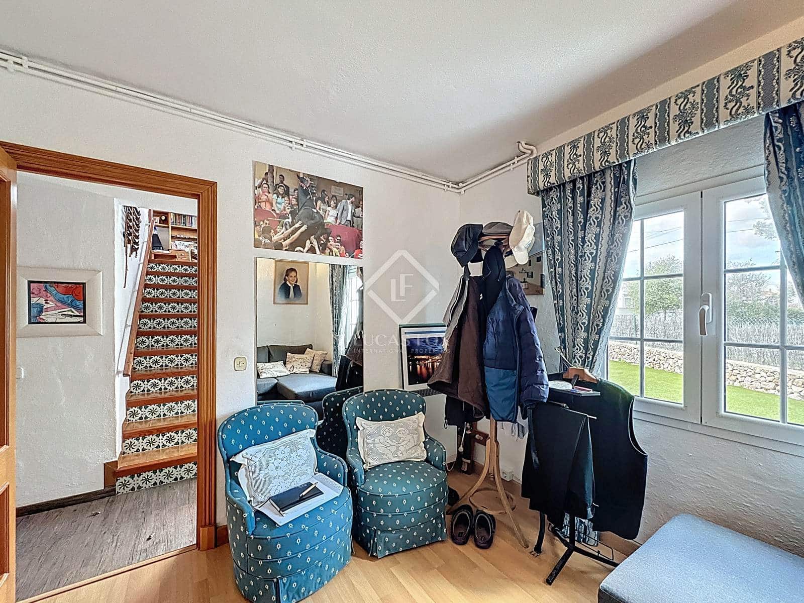 5 quarto Moradia para venda em Es Castell com garagem - 660 000 € (Ref: 8906274)