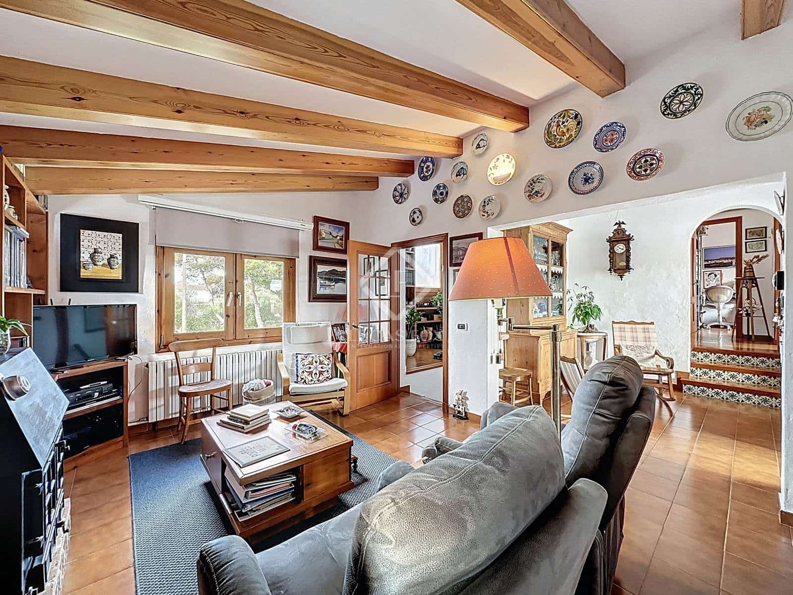 5 quarto Moradia para venda em Es Castell com garagem - 660 000 € (Ref: 8906274)