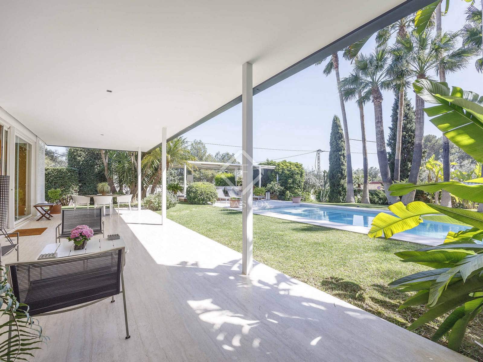 7 bedroom Villa for sale in Godella with pool - € 2,200,000 (Ref: 8910029)