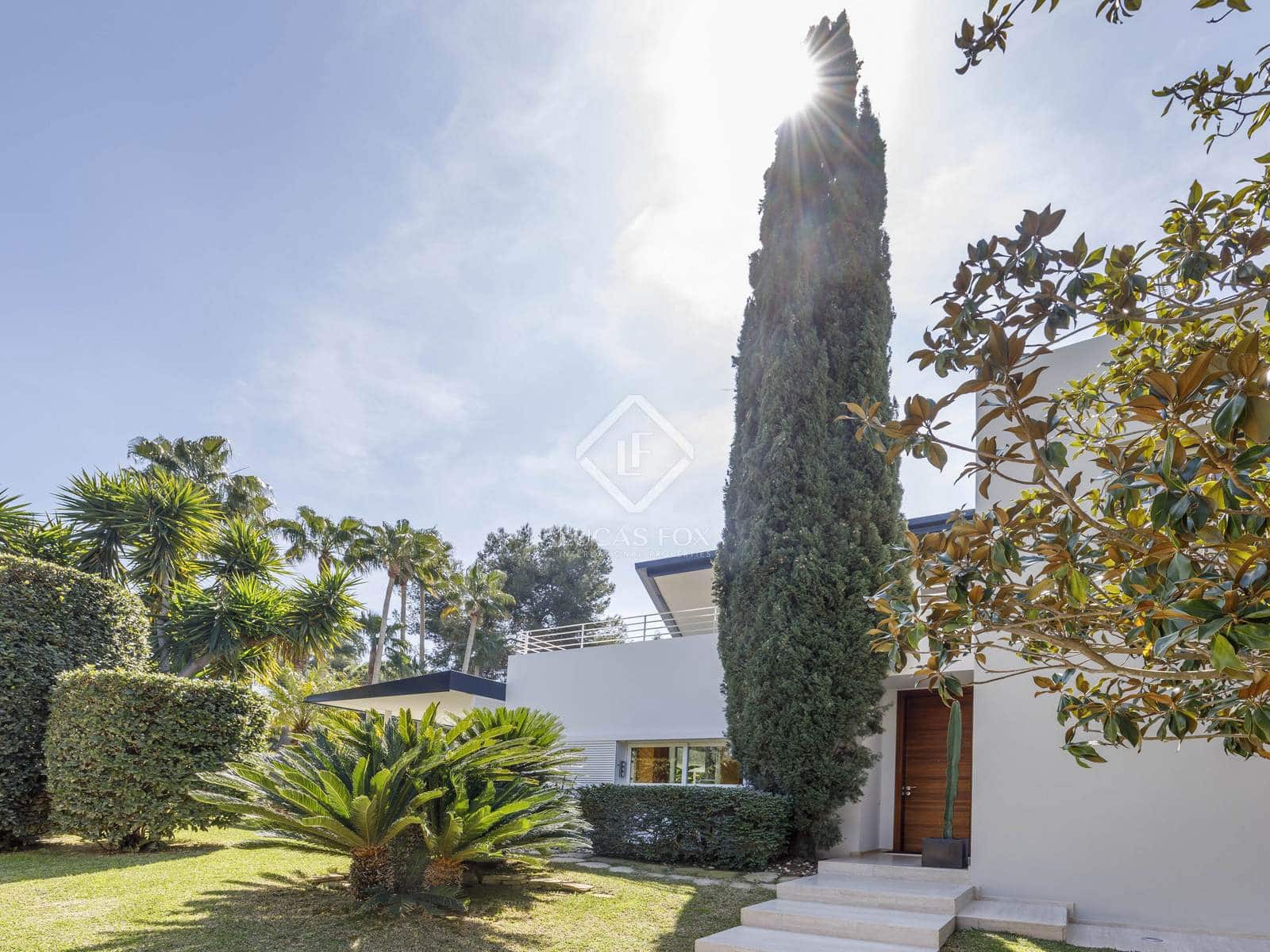 7 bedroom Villa for sale in Godella with pool - € 2,200,000 (Ref: 8910029)