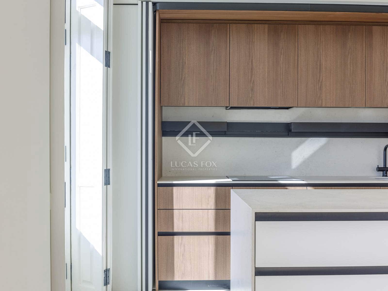 3 soveværelse Lejlighed til leje i Valencia by - € 4.000 (Ref: 8910112)