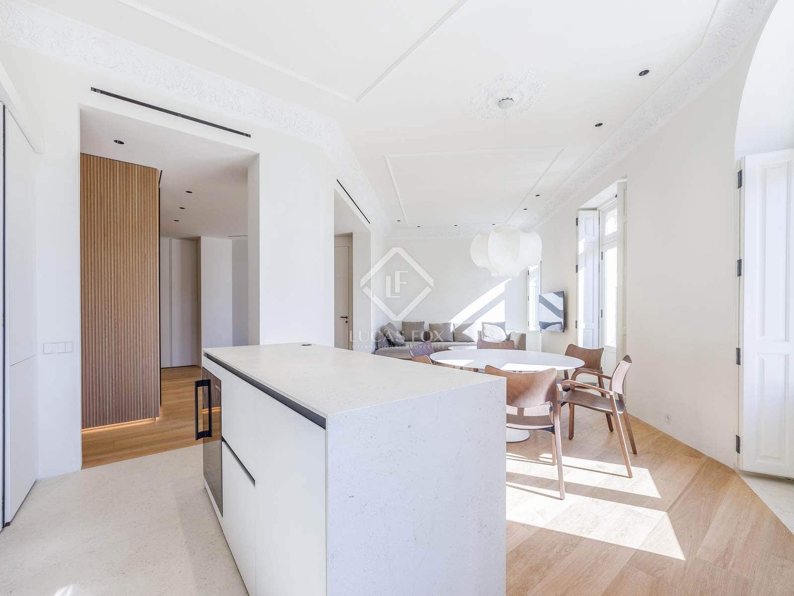 3 soveværelse Lejlighed til leje i Valencia by - € 4.000 (Ref: 8910112)