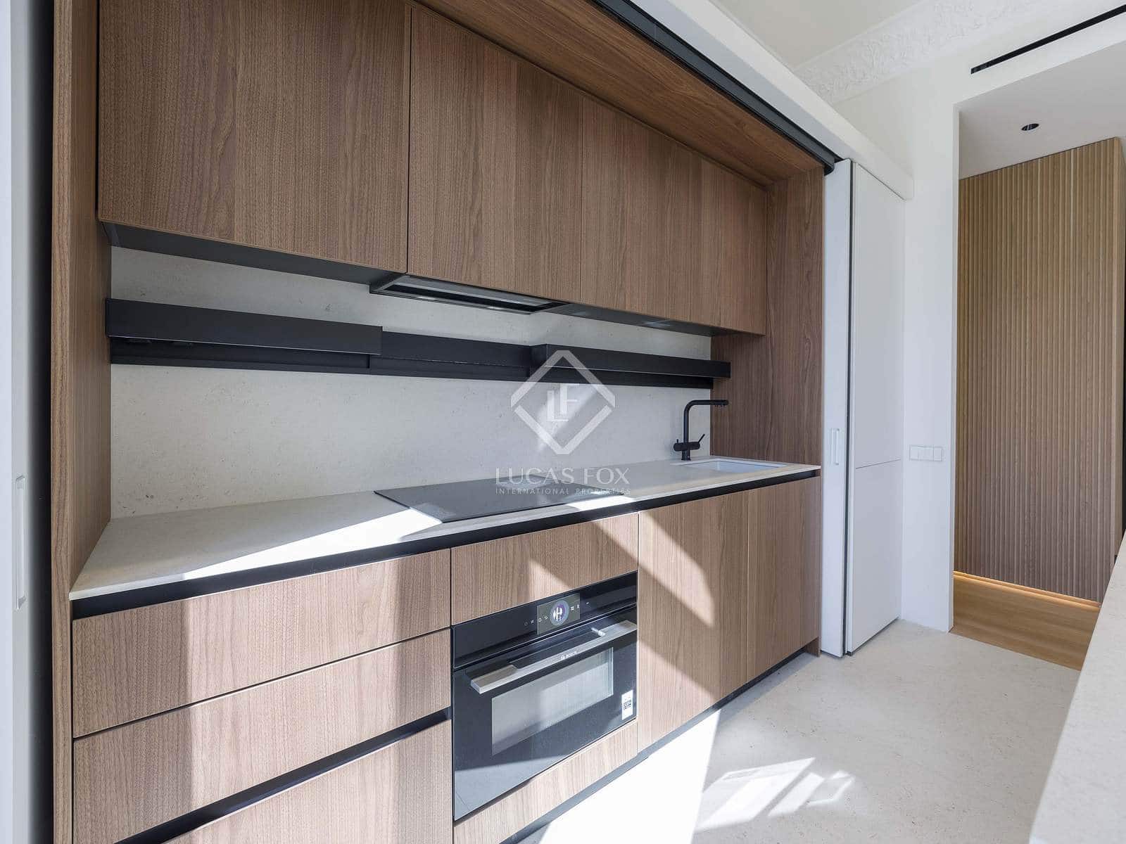 3 soveværelse Lejlighed til leje i Valencia by - € 4.000 (Ref: 8910112)