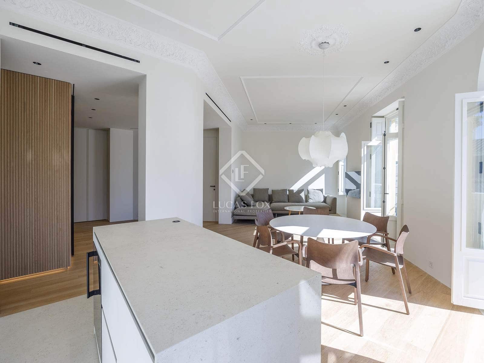 3 soveværelse Lejlighed til leje i Valencia by - € 4.000 (Ref: 8910112)