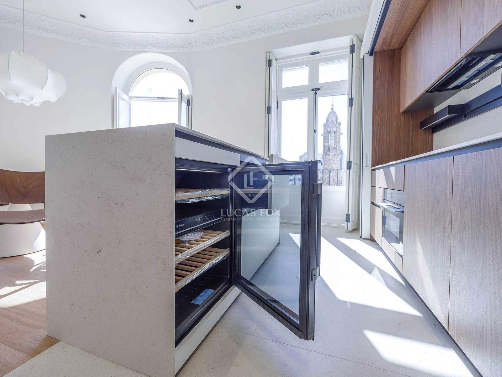 3 soveværelse Lejlighed til leje i Valencia by - € 4.000 (Ref: 8910112)