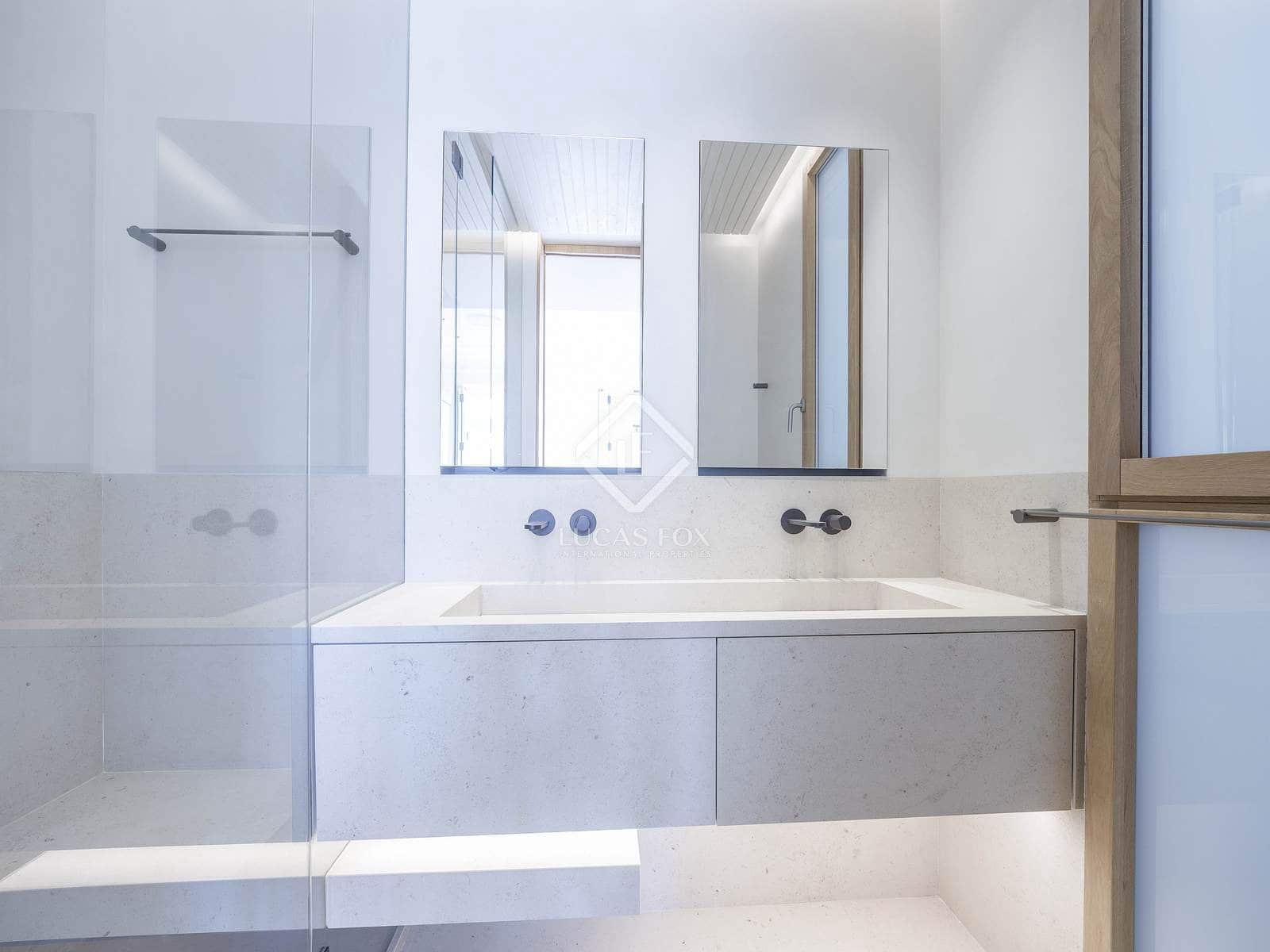 3 soveværelse Lejlighed til leje i Valencia by - € 4.000 (Ref: 8910112)