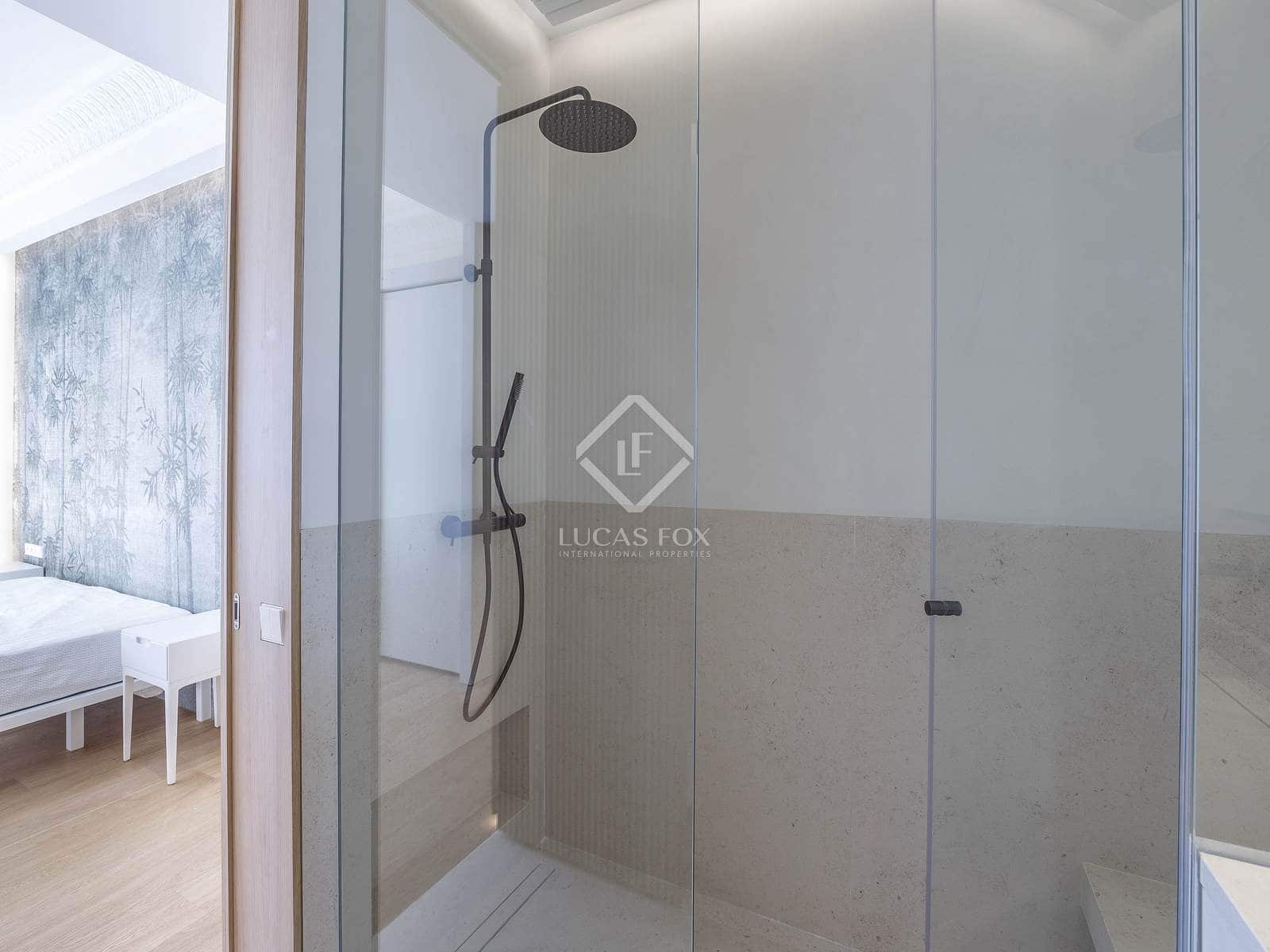 3 soveværelse Lejlighed til leje i Valencia by - € 4.000 (Ref: 8910112)