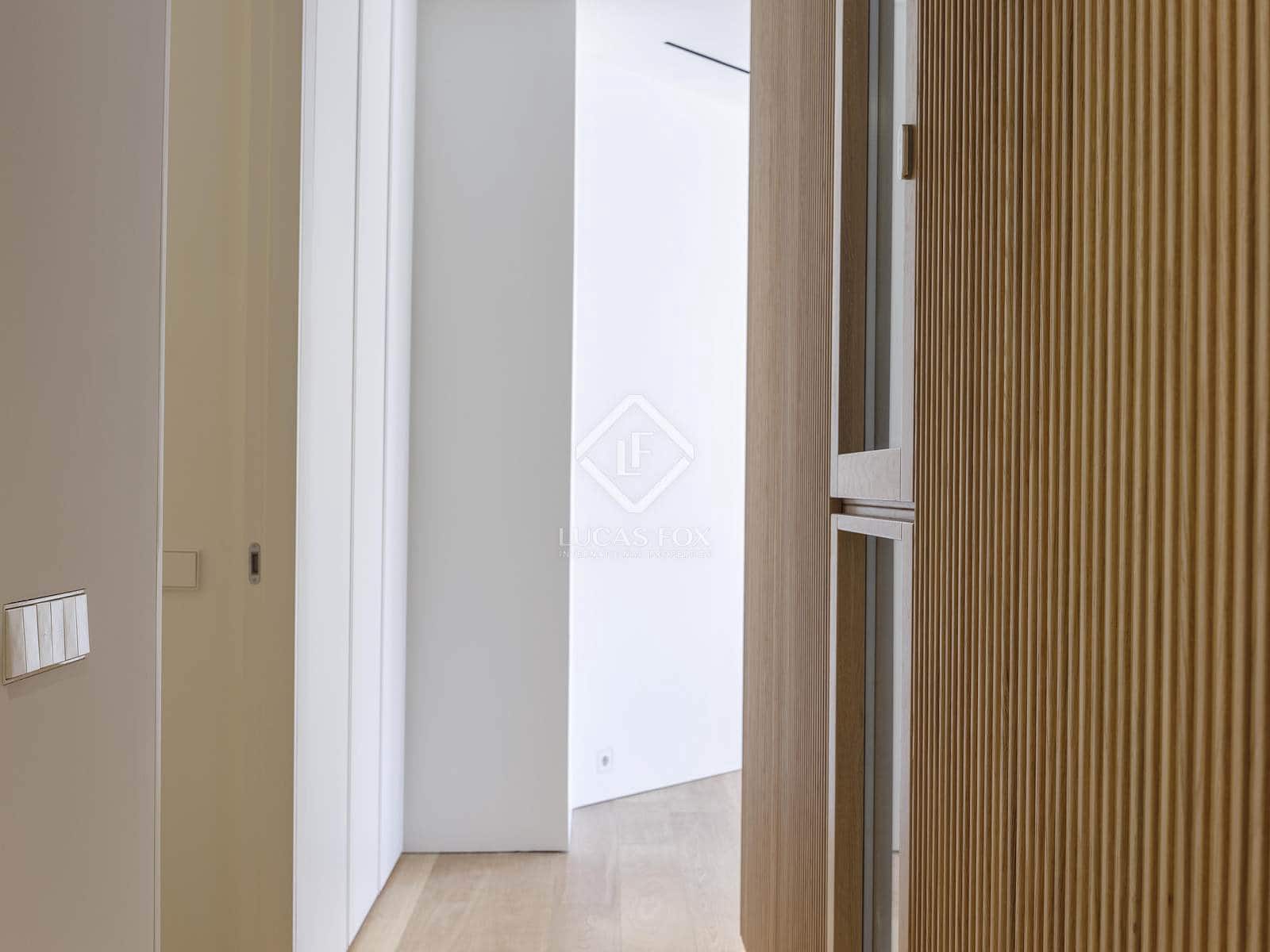 3 soveværelse Lejlighed til leje i Valencia by - € 4.000 (Ref: 8910112)