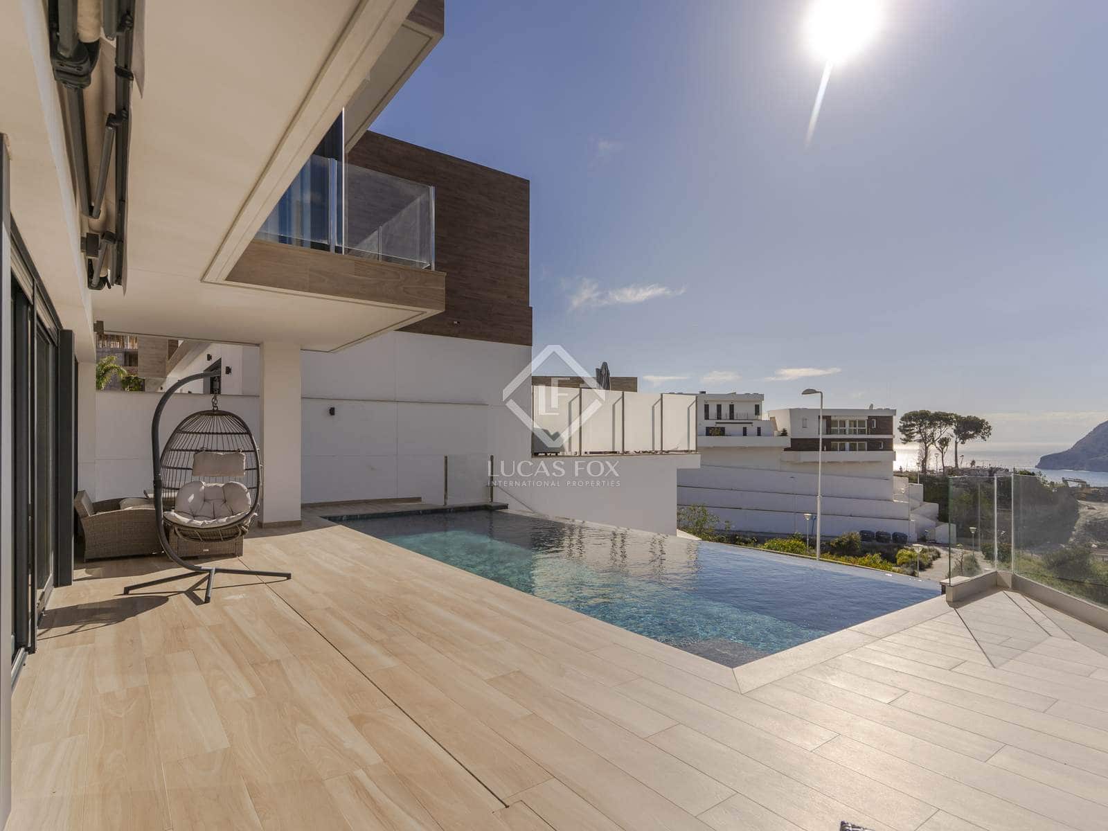 3 soverom Villa til salgs i La Herradura med svømmebasseng garasje - € 1 099 000 (Ref: 8910587)