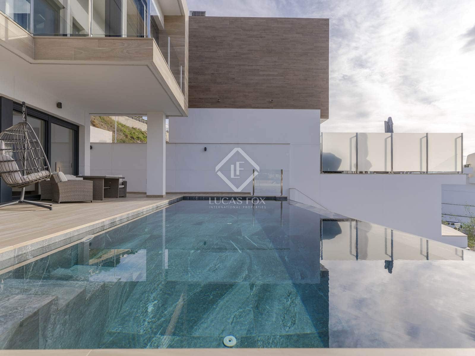 3 soverom Villa til salgs i La Herradura med svømmebasseng garasje - € 1 099 000 (Ref: 8910587)