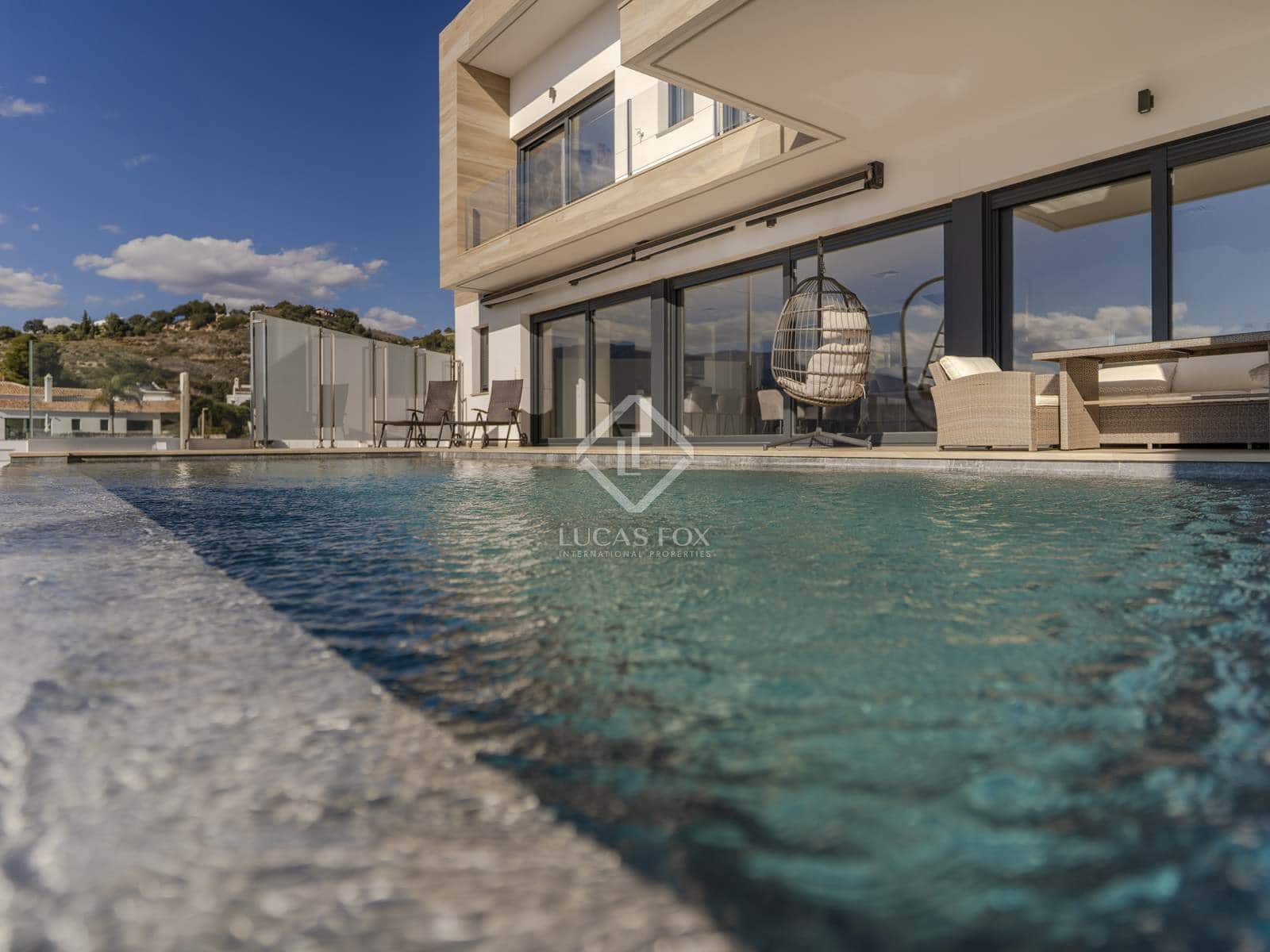 3 soverom Villa til salgs i La Herradura med svømmebasseng garasje - € 1 099 000 (Ref: 8910587)