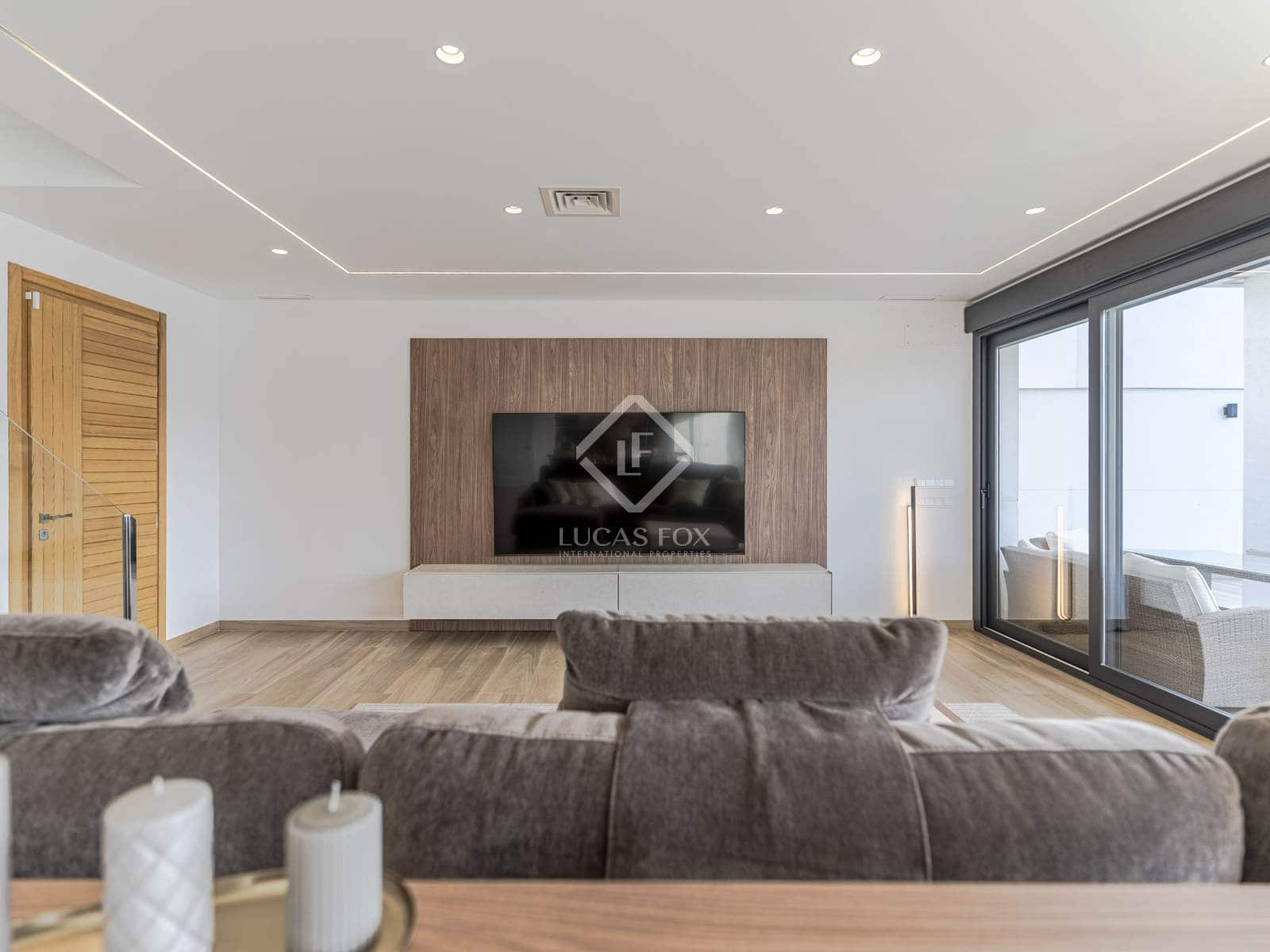 3 soverom Villa til salgs i La Herradura med svømmebasseng garasje - € 1 099 000 (Ref: 8910587)