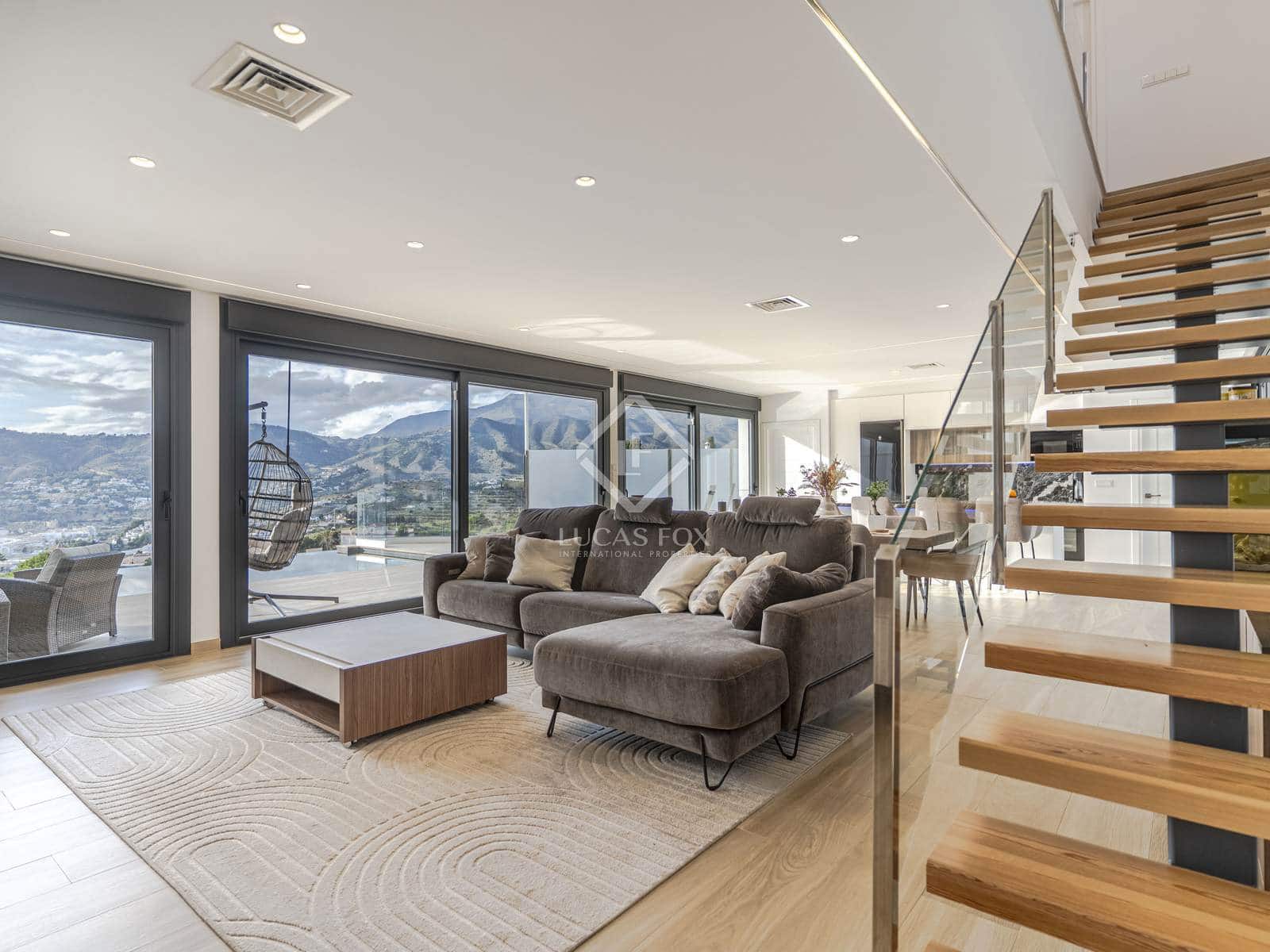 3 soverom Villa til salgs i La Herradura med svømmebasseng garasje - € 1 099 000 (Ref: 8910587)