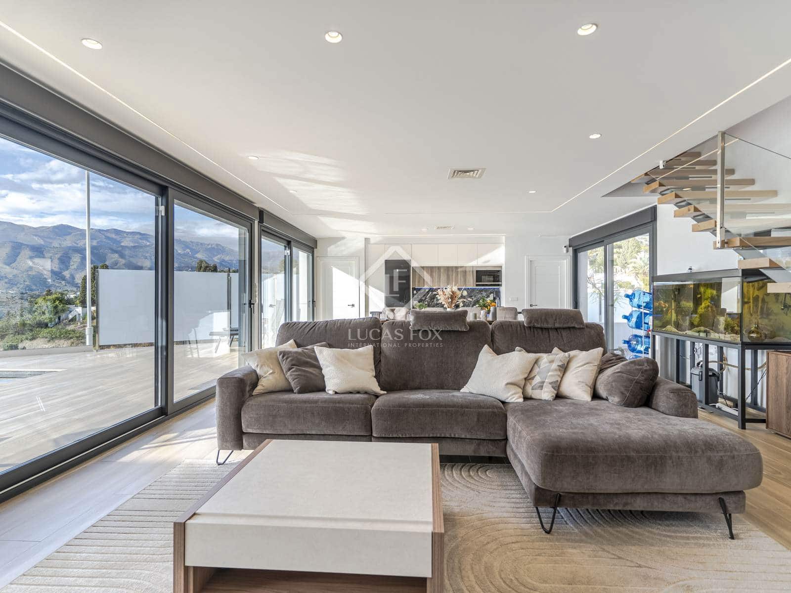 3 soverom Villa til salgs i La Herradura med svømmebasseng garasje - € 1 099 000 (Ref: 8910587)