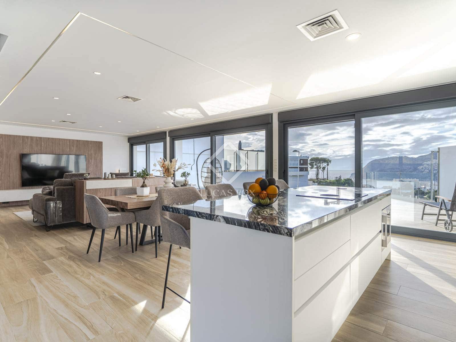 3 soverom Villa til salgs i La Herradura med svømmebasseng garasje - € 1 099 000 (Ref: 8910587)