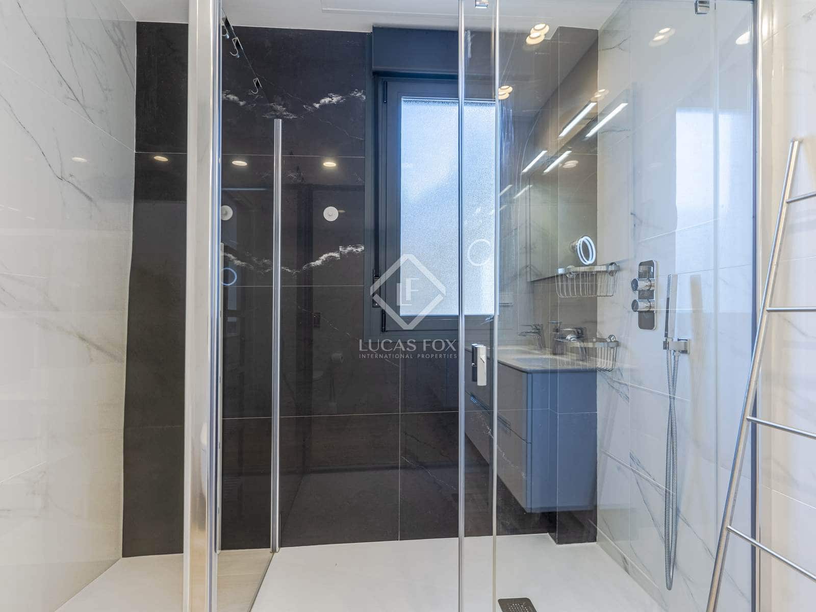 3 soverom Villa til salgs i La Herradura med svømmebasseng garasje - € 1 099 000 (Ref: 8910587)