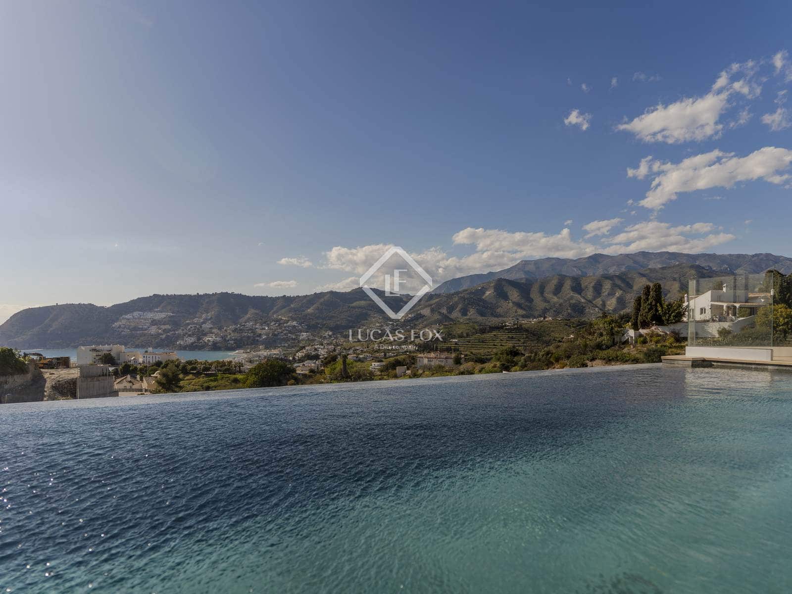 3 soverom Villa til salgs i La Herradura med svømmebasseng garasje - € 1 099 000 (Ref: 8910587)