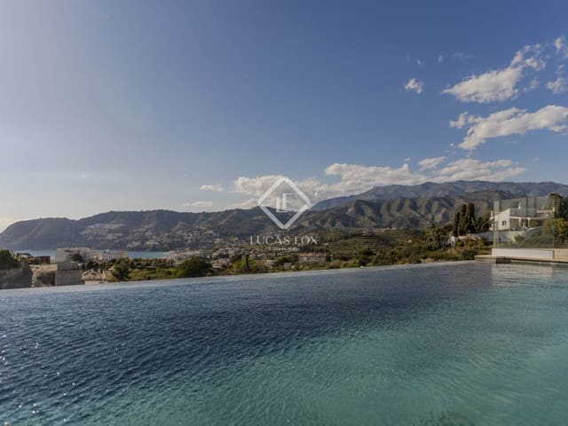 3 chambre Villa/Maison à vendre à La Herradura, Almuñécar avec piscine garage - 1 099 000 € (Ref: 8910587)