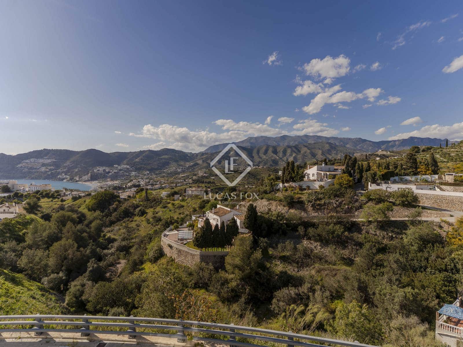 3 soverom Villa til salgs i La Herradura med svømmebasseng garasje - € 1 099 000 (Ref: 8910587)