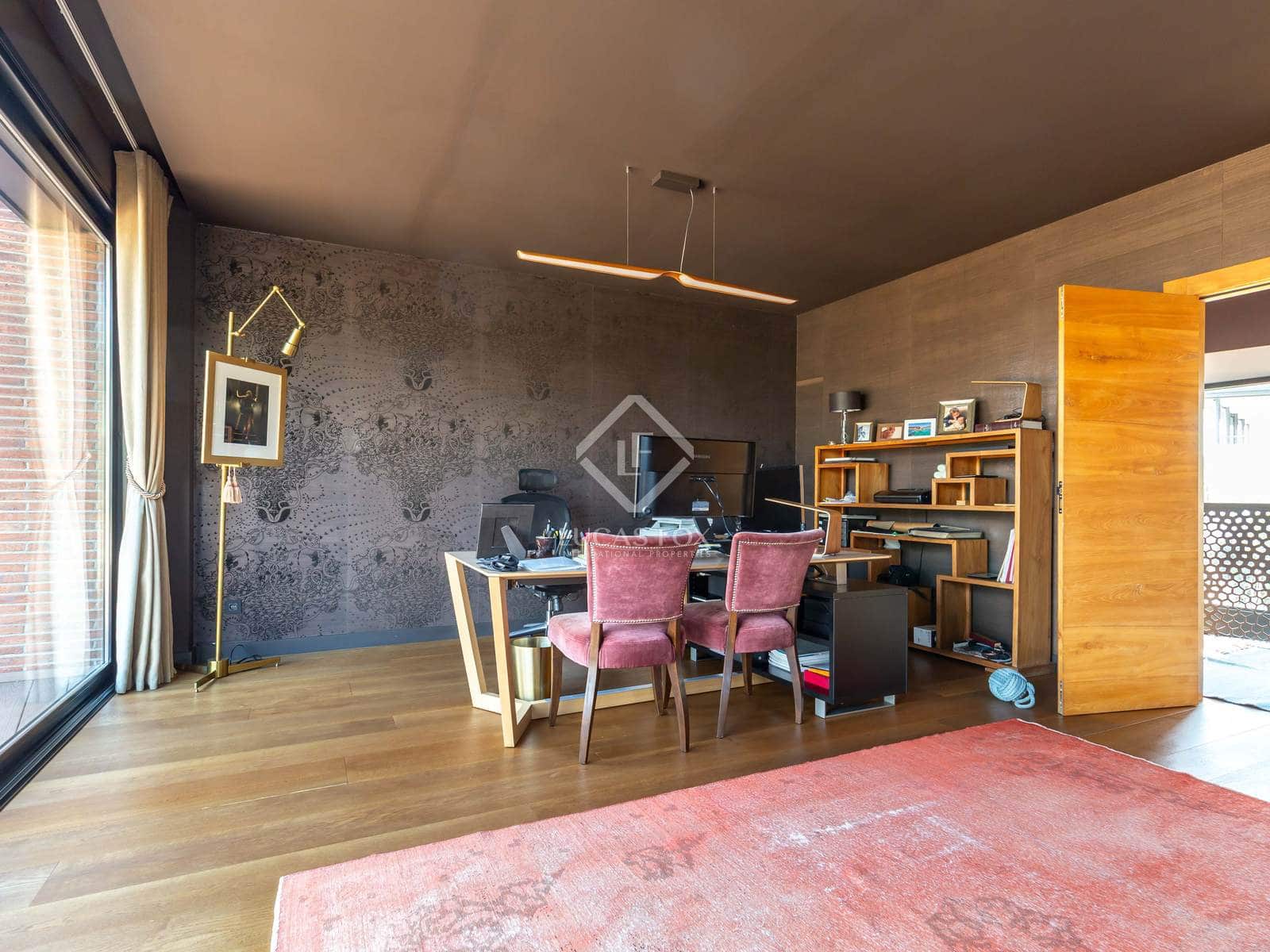 4 soveværelse Villa til salg i Esplugues de Llobregat med swimmingpool garage - € 3.975.000 (Ref: 8910589)