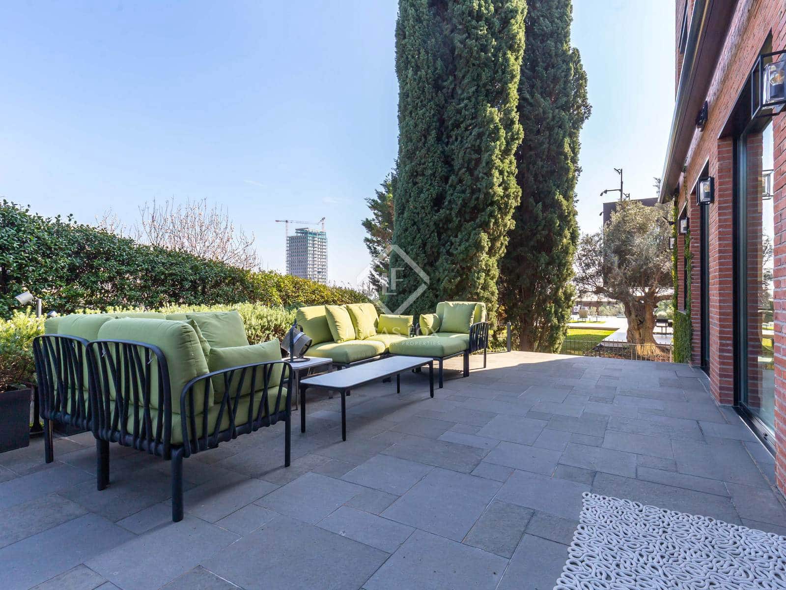 4 soveværelse Villa til salg i Esplugues de Llobregat med swimmingpool garage - € 3.975.000 (Ref: 8910589)