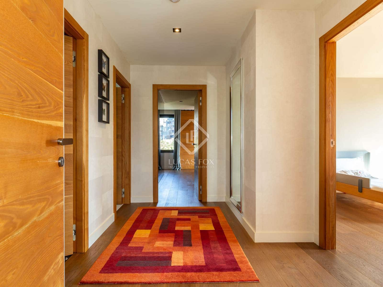 4 soveværelse Villa til salg i Esplugues de Llobregat med swimmingpool garage - € 3.975.000 (Ref: 8910589)