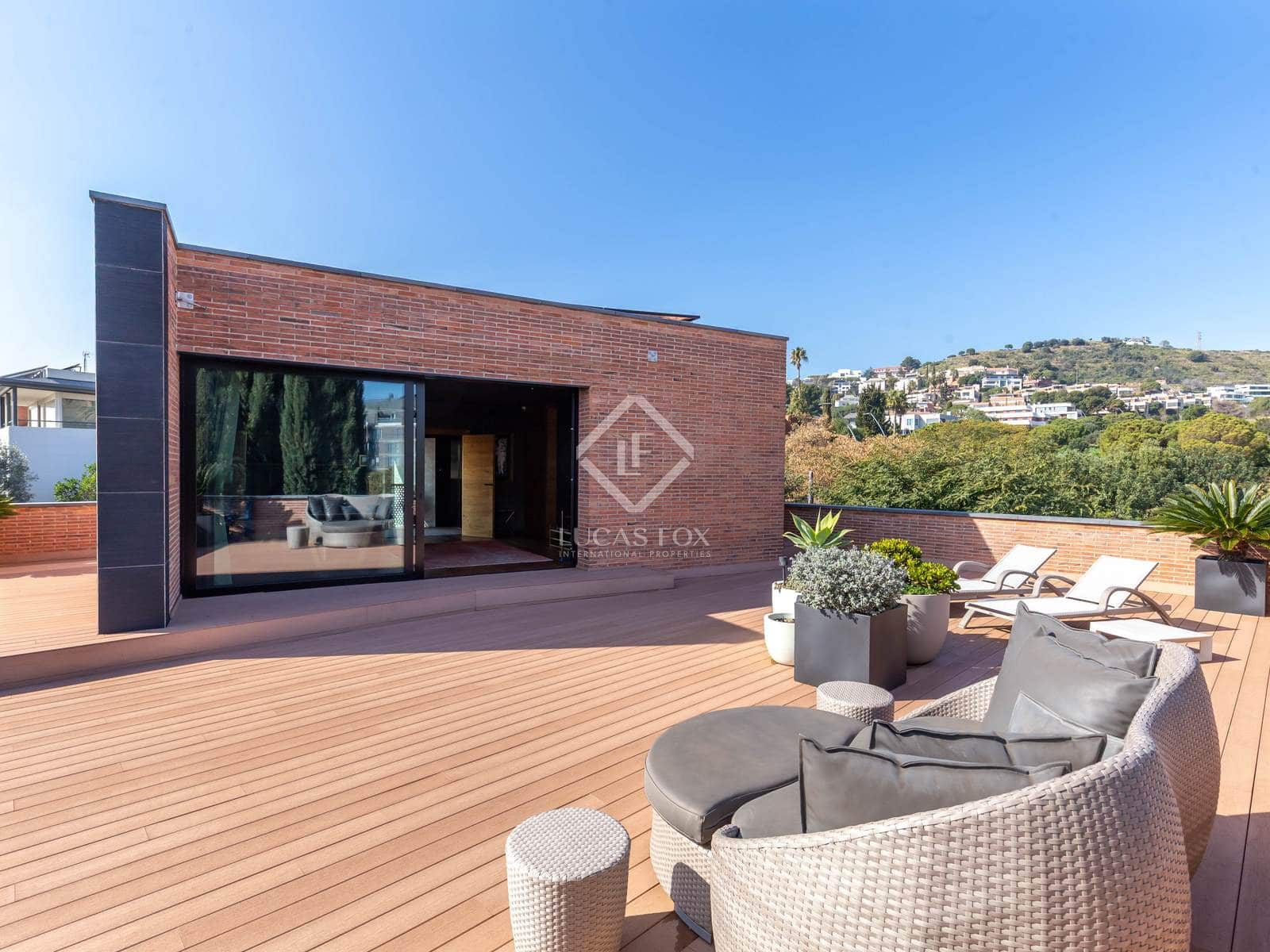 4 soveværelse Villa til salg i Esplugues de Llobregat med swimmingpool garage - € 3.975.000 (Ref: 8910589)